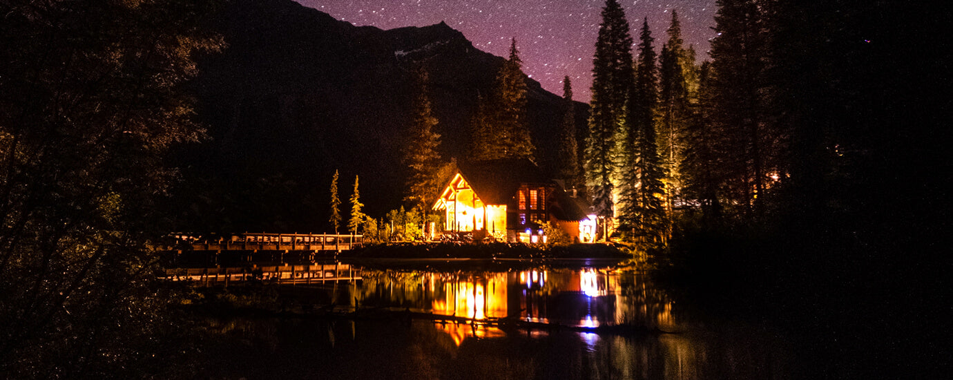 Farmhouse Outdoor Lighting Application